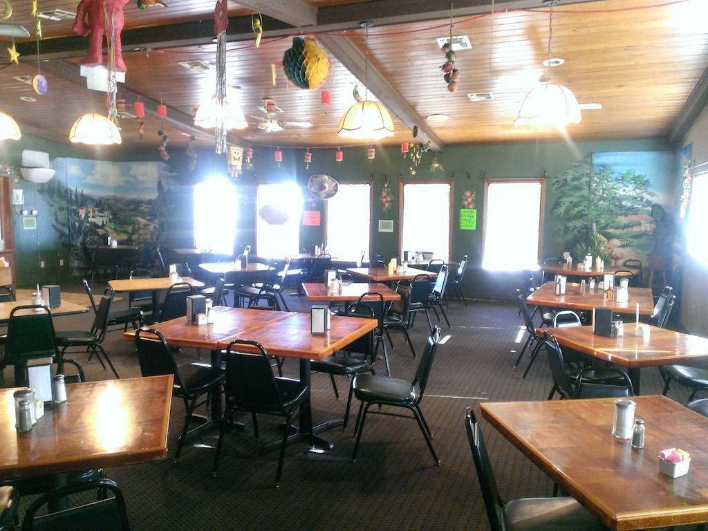 Countryside Inn Malakoff ภายนอก รูปภาพ